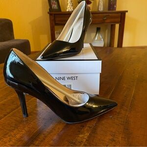 Nine West Jackpot Black Patent Leather Size 8